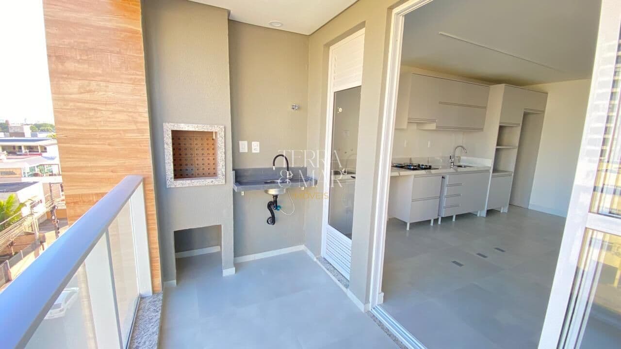 Apartamento à Venda no bairro São João em Itajaí no Residencial Alameda Jobim