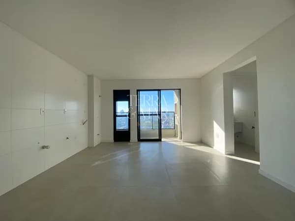Apartamento à venda no Bairro Cordeiros em Itajaí no Residencial Lago D'Iseo