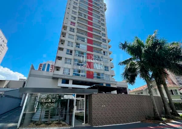 Apartamento à venda no bairro Vila Operária em Itajaí no Edifício Villa di Fiori