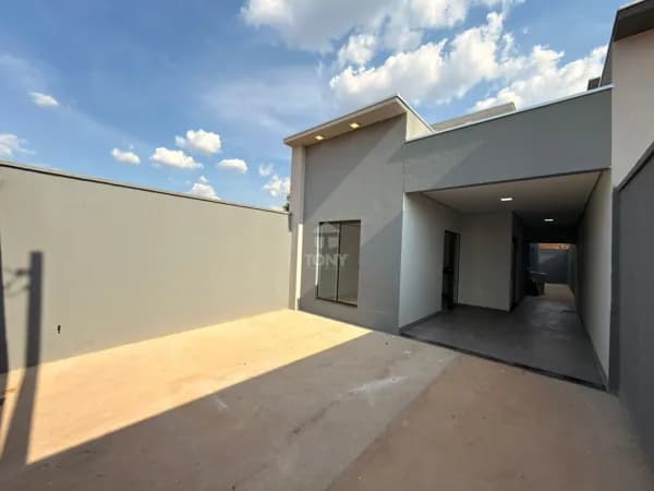 Casa 3 Quartos à Venda em Palmas - 92m² com Suíte e Garagem para 2 Carros