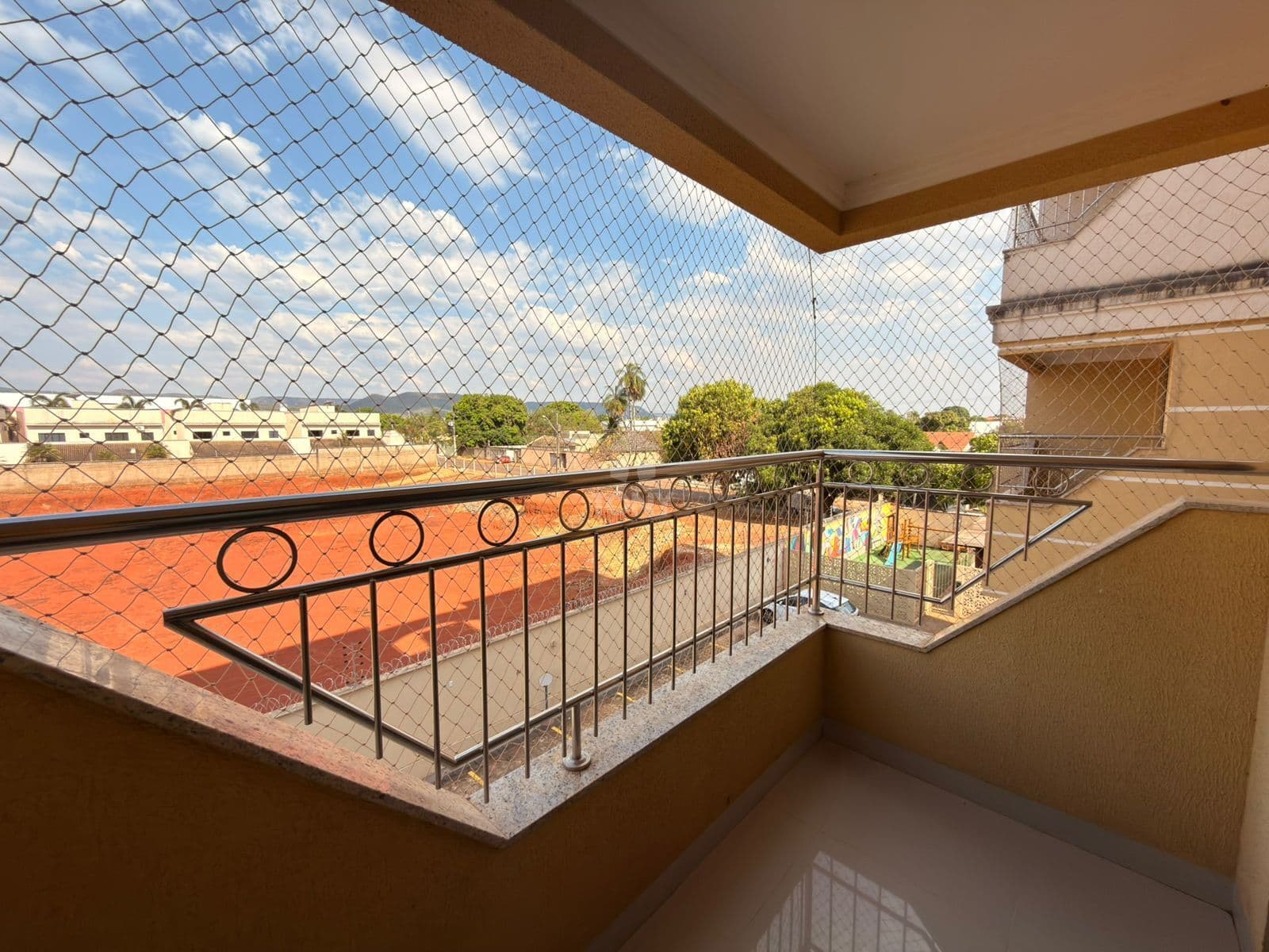 Residencial Califórnia: Apartamentos de 3 Quartos em Palmas - Conforto e Lazer Completo