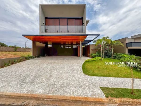 Casa no Condomínio Golden Park