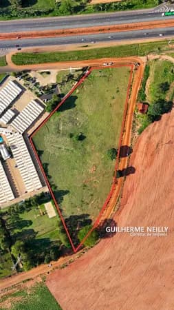 Área Comercial ao lado do condomínio Golden Park
