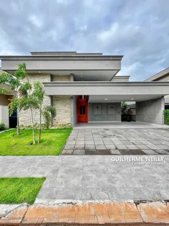 Casa no Condomínio Damha VI