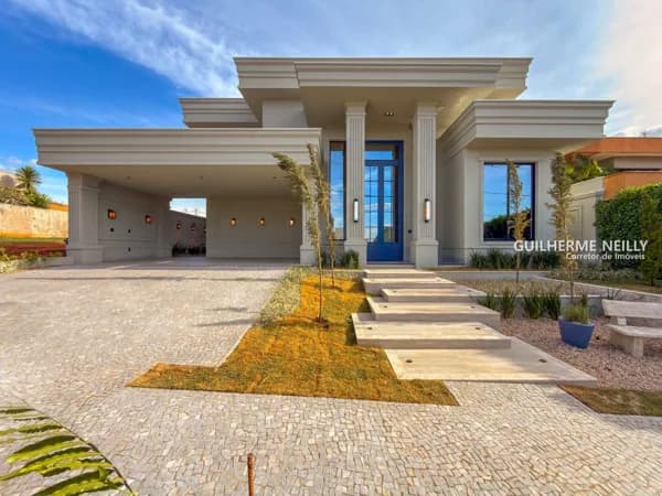 Casa automatizada com 4 suítes e 720m² - Golden Park