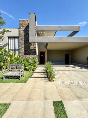 Casa no Condomínio Golden Park