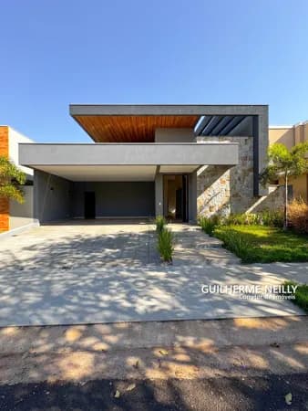 Casa no Condomínio Damha IV