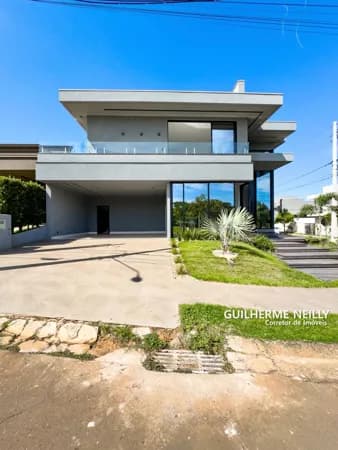 Casa no Condomínio Damha 5