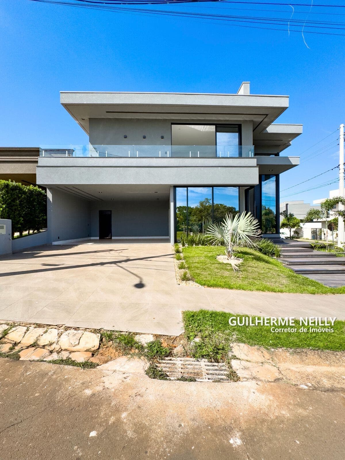 Casa no Condomínio Damha 5