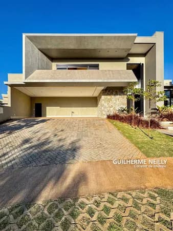 Casa no Condomínio !junta do Golfe Jardins