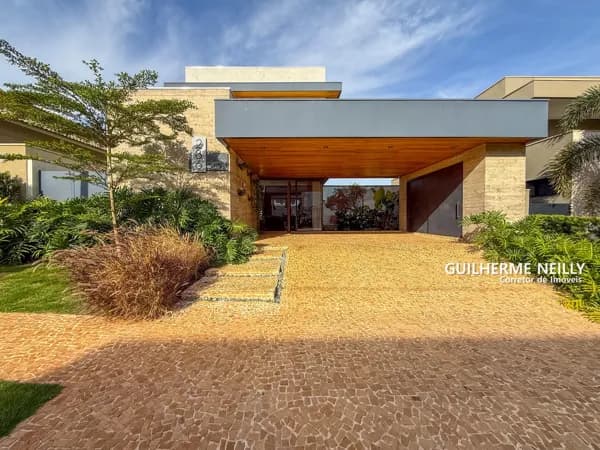 Casa no Condomínio Golden Park