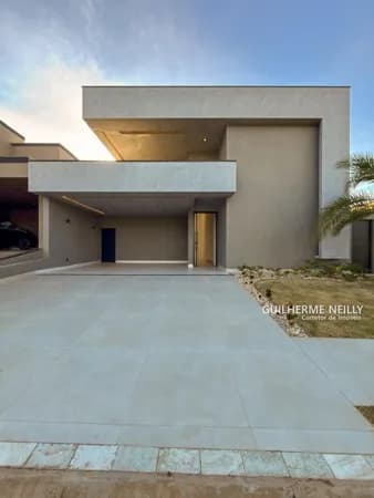 Casa no Condomínio Damha 6