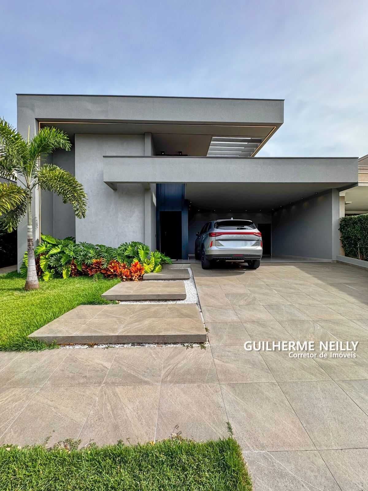 Casa no Condomínio Damha V
