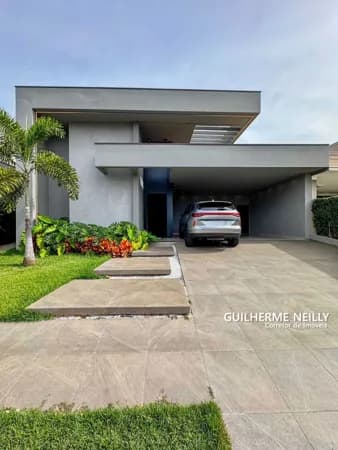 Casa no Condomínio Damha V