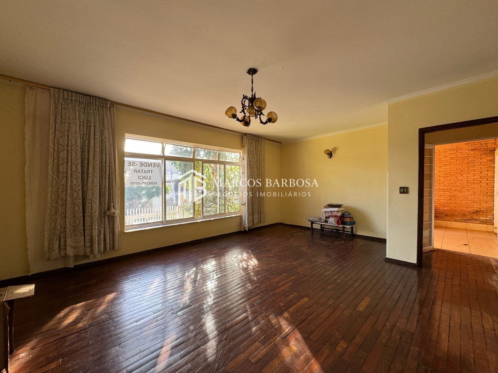 Linda Casa 4 Quartos no Jardim Macedo