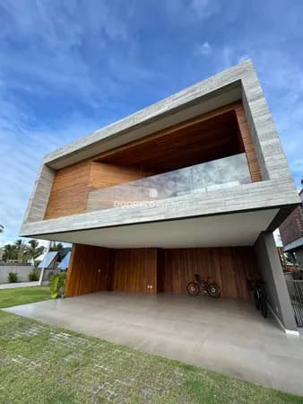 Casa no Laguna - Venda