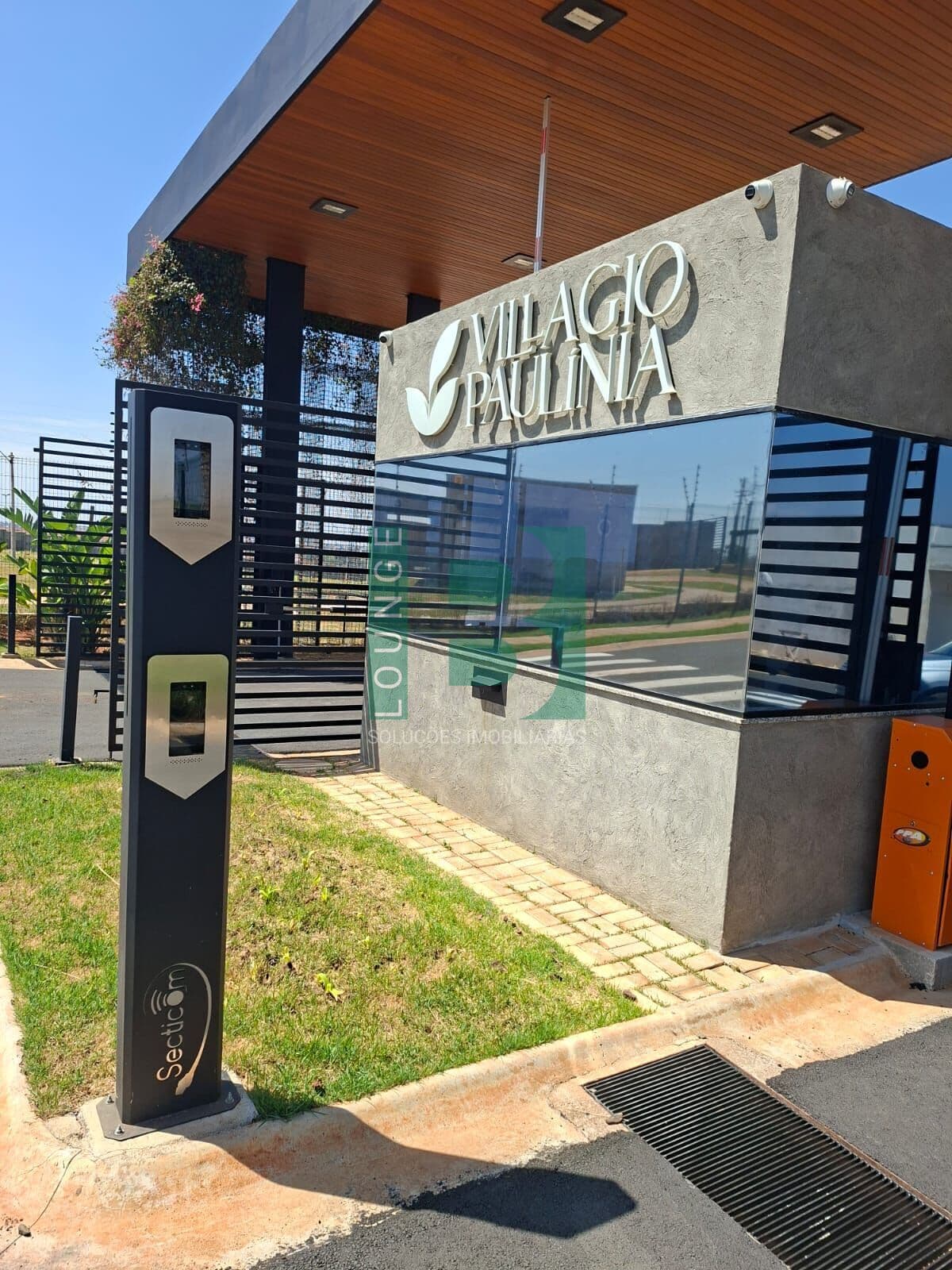 Terreno à Venda no Condomínio Villagio Paulínia