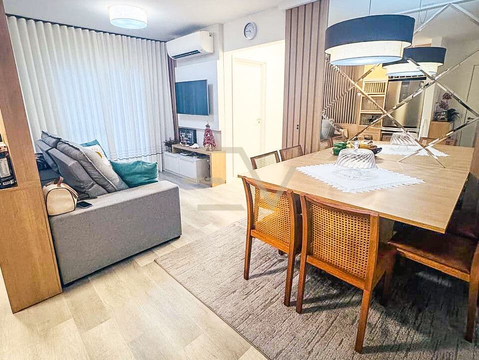 Apartamento Mobiliado a 250m da Praia, no Centro