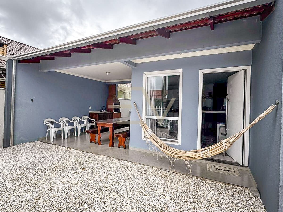 Casa Mobiliada com 2 dormitórios, em Itajuba