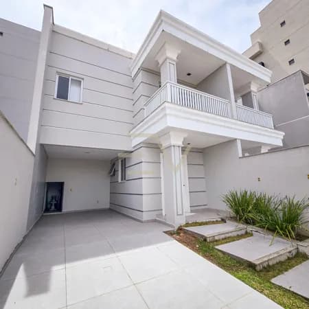 Sobrado 170m da Praia em Itajuba