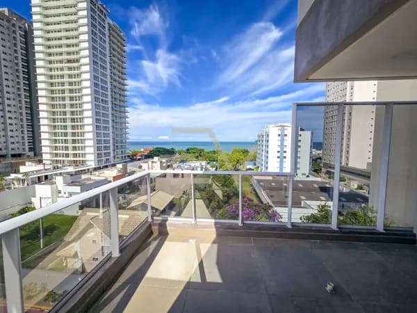 Apartamento Alto Padrão com Vista Mar, 3 suítes e 4 vagas, no Centro