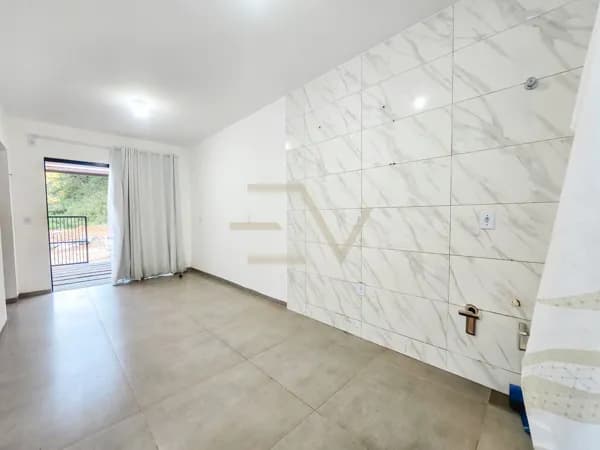 Casa 2 dormitórios no Penha 1
