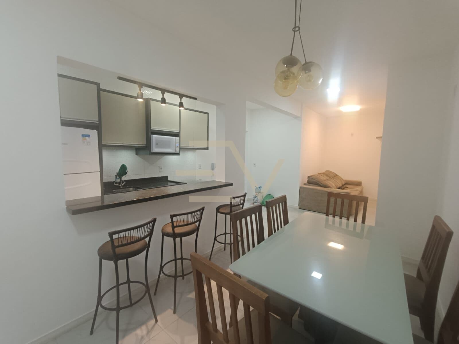 Apartamento Semi-Mobiliado 3 dormitórios no Centro