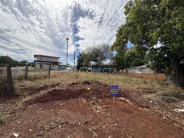 Terreno de esquina a venda no Bairro Vila Rica
