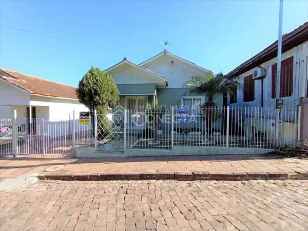 Casa à venda, 136 m² por R$ 350.000,00 - Centro - Carazinho/RS