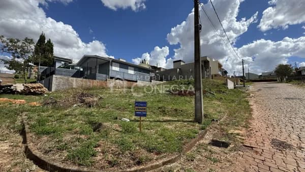 Terreno a venda no loteamento Vila Verde!
