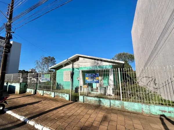 Terreno à venda, 1347 m² por R$ 800.000,00 - Centro - Carazinho/RS