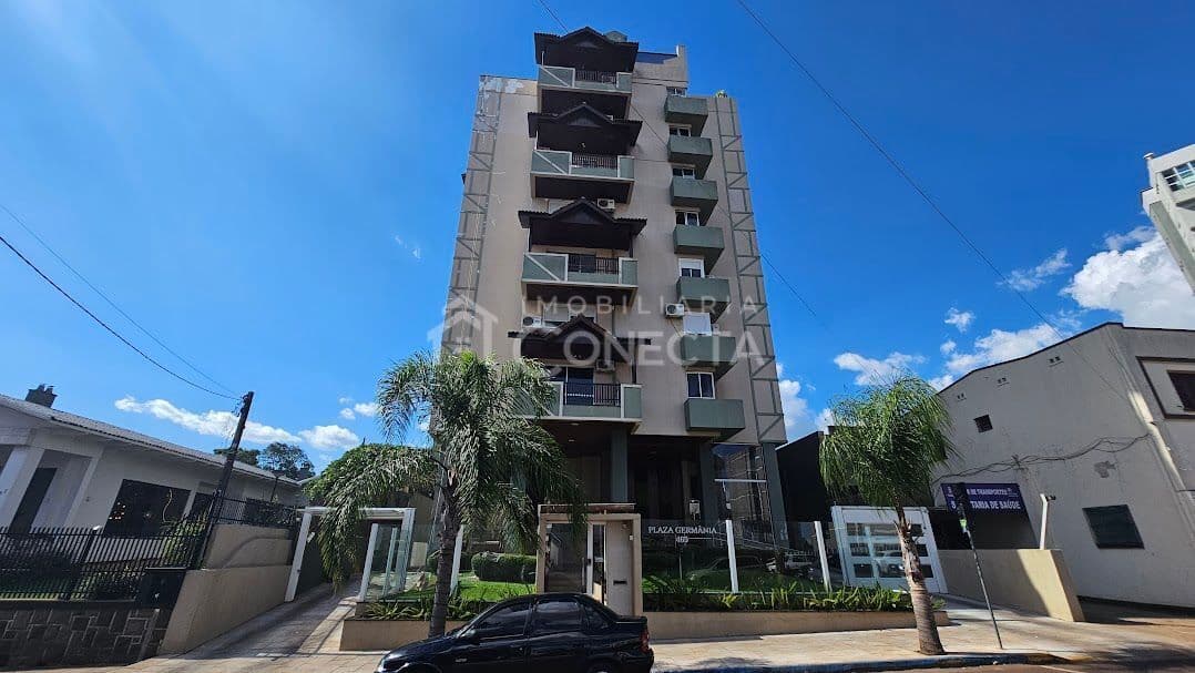 Apartamento amplo à venda na Avenida Pátria!