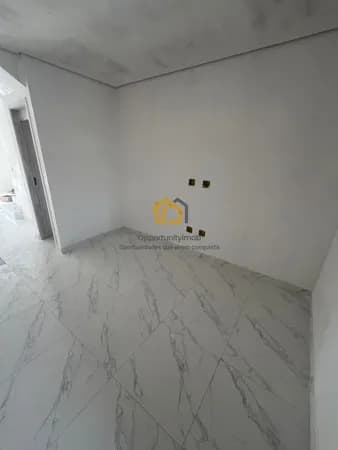 Sobrado Novo com 2 Suítes, 2 Vagas e Quintal – Cipava em Osasco