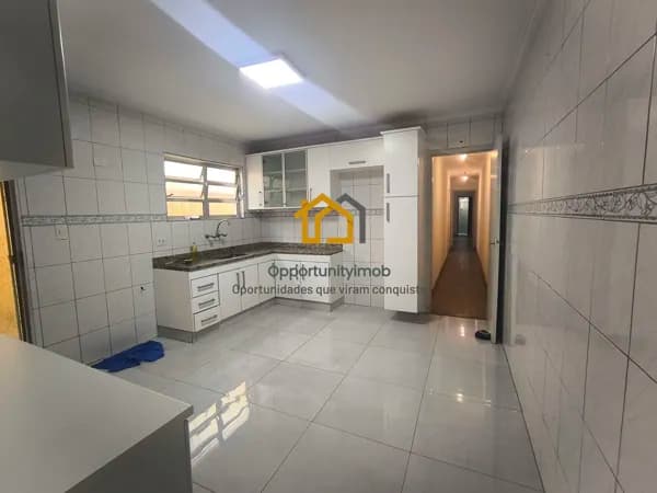 Casa Térrea à Venda no Pestana em Osasco 3 Dorms 2 Suítes Edícula 2 Vagas 144m²