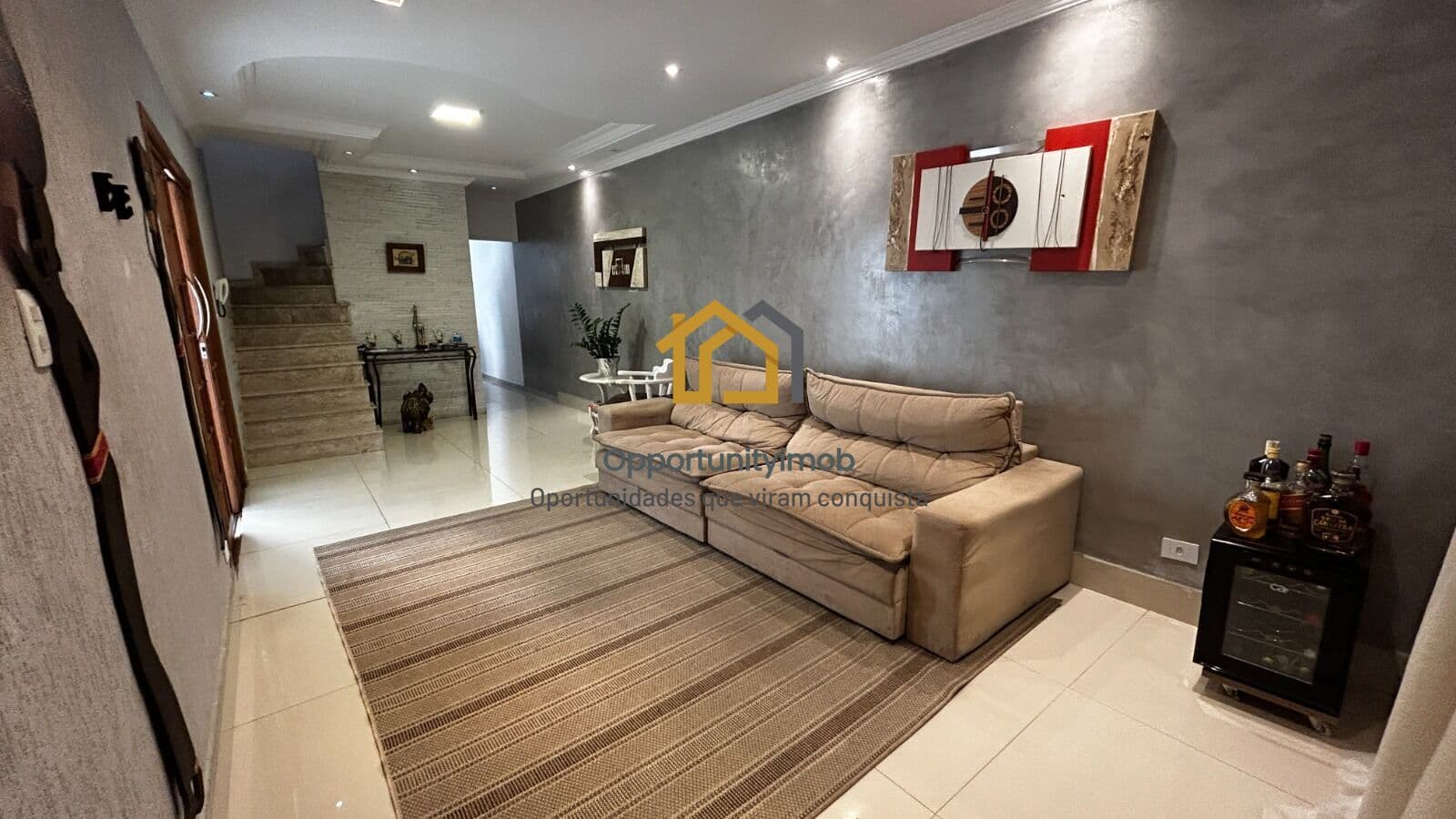 Sobrado à Venda na Vila São Francisco com 260m², 5 Quartos, 3 Suítes e 2 Vagas em São Paulo