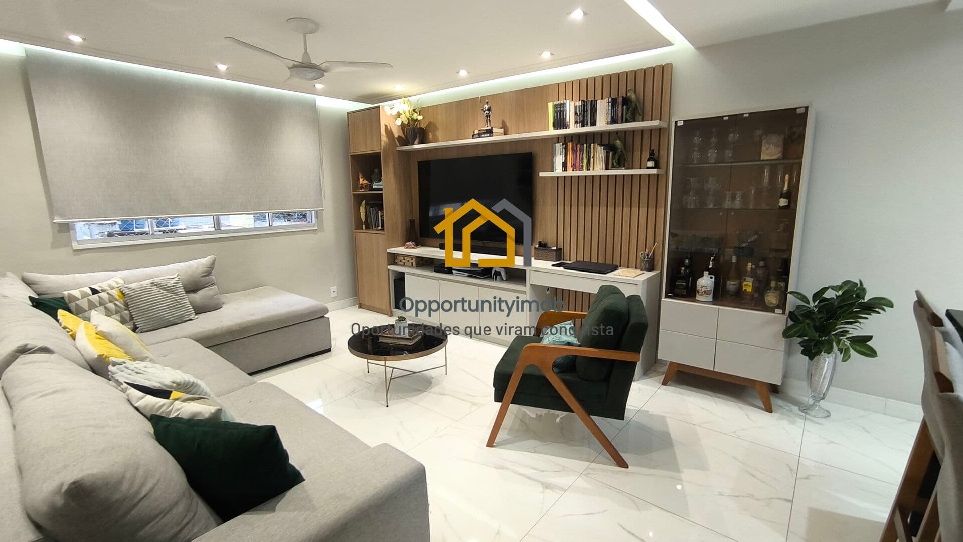 Sobrado para Venda em Osasco, 3 Dormitórios com Suíte, 2 Vagas, Área Gourmet, Reformado, 140m²