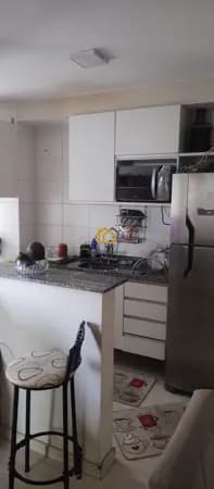 Apartamento com 2 dormitórios e 1 vaga
