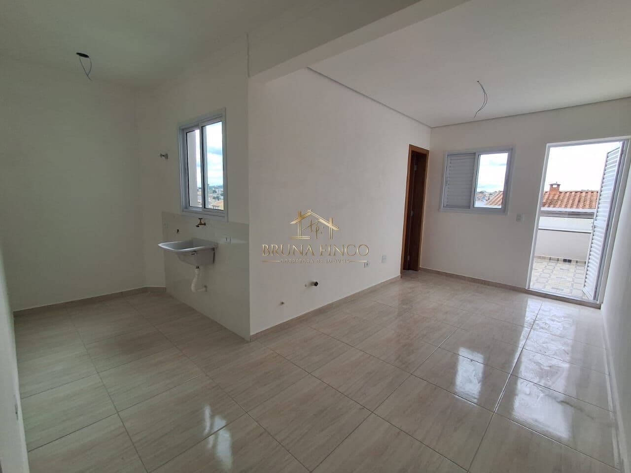 LINDA COBERTURA NOVA E C/ ELEVADOR - 2 DORMITÓRIOS, COBERTURA GOURMET E 2 VAGAS!