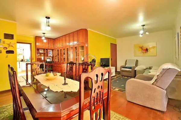 Lindo apartamento planejado amplo de 3 dormts, suíte, banheira/hidromassagem, sacada, dependência empregado e 2 vagas!