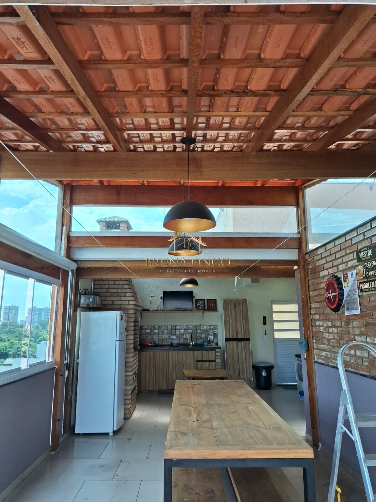 LINDA COBERTURA PLANEJADA - FRENTE - 90 M² - 2 DORMTS, SACADA, COBERTURA C/CHURRASQUEIRA E FECHAMENTO EM VIDRO, 1 VAGA - VISTA P/ O PARQUE CENTRAL!