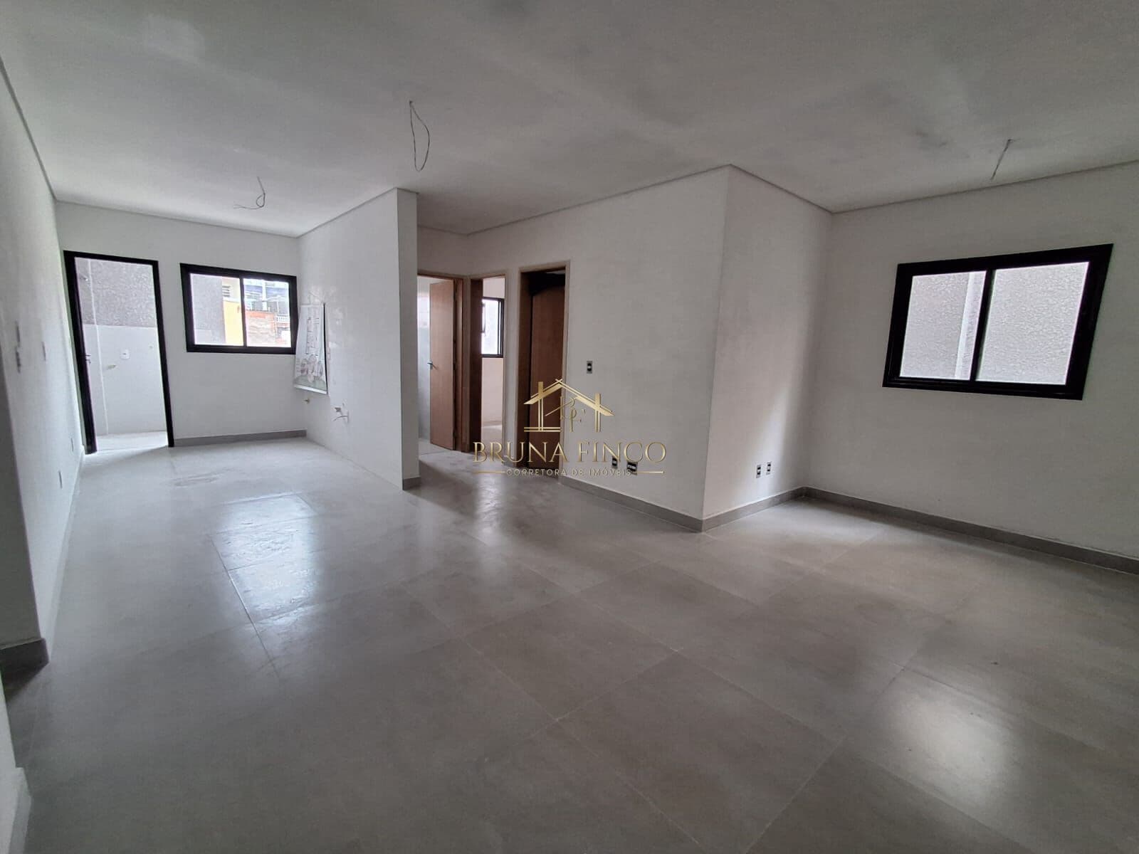 Apartamento Garden Novo com Elevador - 61 M² - 2 Dormts, Suíte, Quintal e 2 Vagas - Acabamento Premium!
