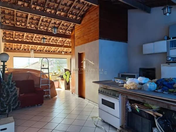 CASA A 3 MINUTOS DO ATRIUM SHOPPING - 140 M² - 2 DORMTS, COBERTURA GOURMET C/ CHURRASQUEIRA, 2 VAGAS!