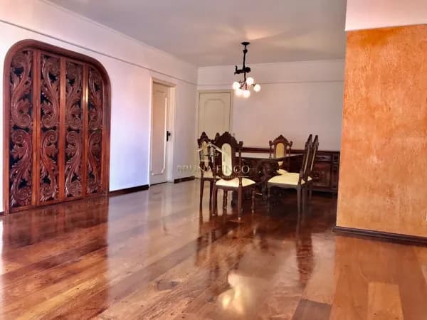 APARTAMENTO PLANEJADO AMPLO DE 160 M² - 3 DORMTS, SUÍTE, SALA DE TV, VARANDA, DEPENDÊNCIA EMPREGADO, 2 VAGAS!
