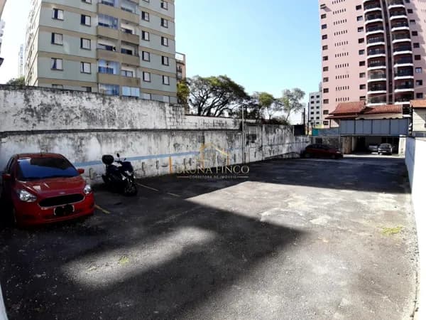 TERRENO IDEAL PARA ESTACIONAMENTO - 18 CARROS/VAGAS - 250 M²
