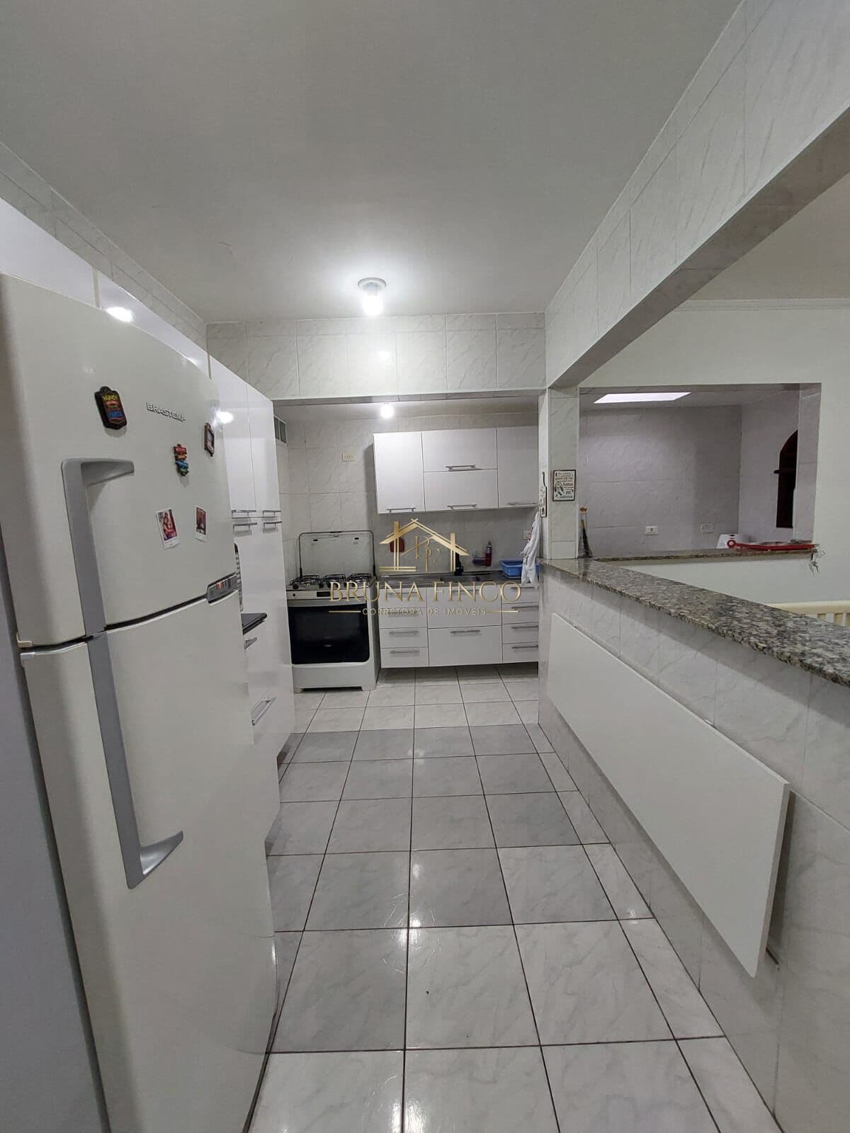 LINDO SOBRADO DE 225 M² AO LADO DA AV. PEREIRA BARRETO E SHOPPING ABC!