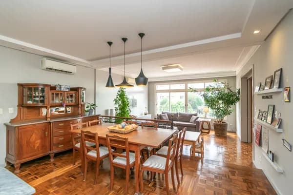 Apartamento com 189m² no Moinhos de Vento