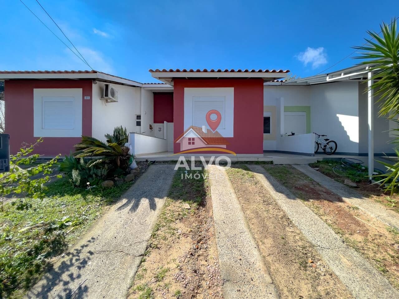 Casa de Condomínio em Alvorada - Jardim Algarve