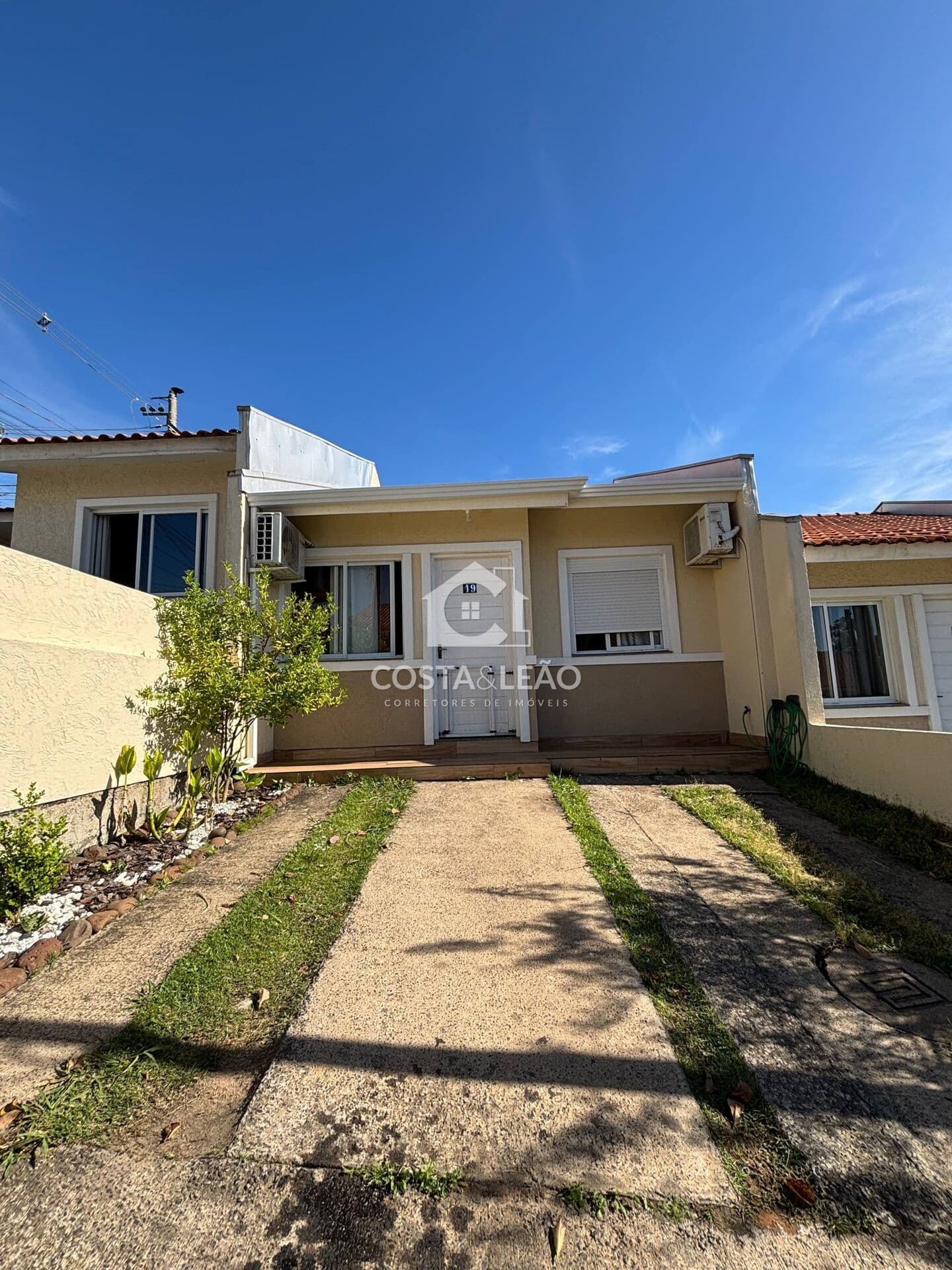 Casa de Condomínio em Alvorada - Formoza