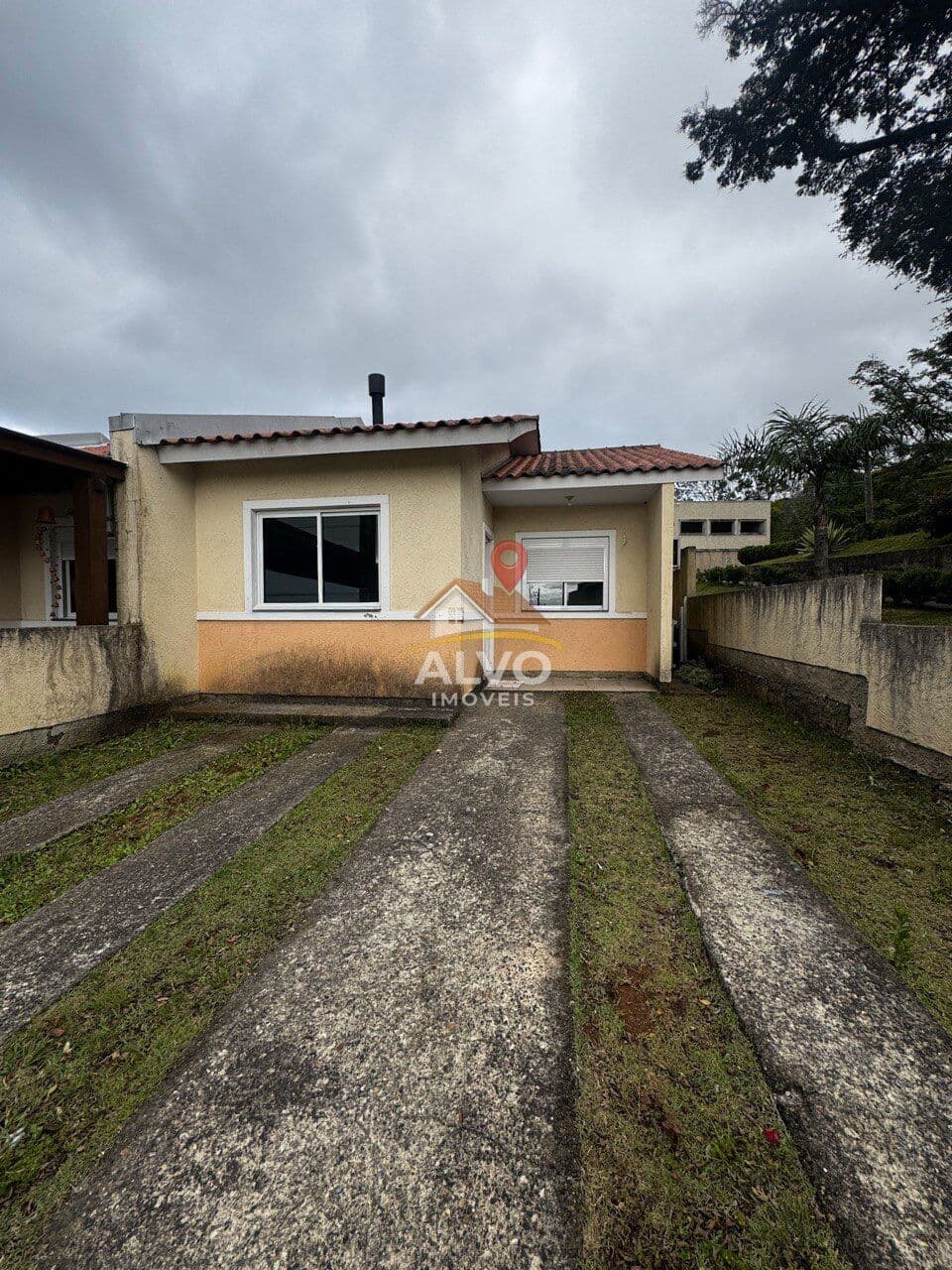 Casa de Condomínio em Alvorada - Formoza
