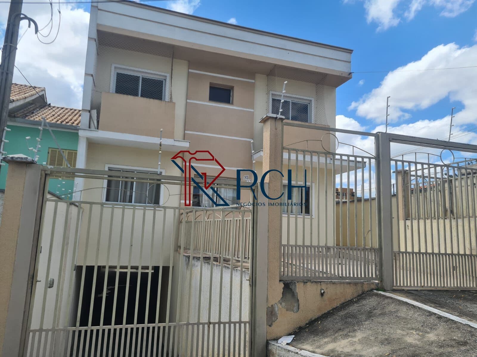Casa de Condomínio em Sorocaba - Jardim Simus